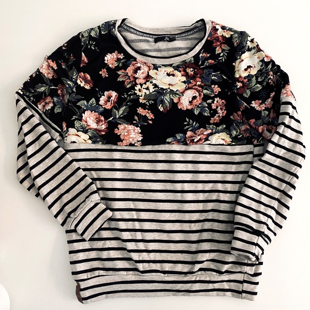 Mindy Maes Market Crew Neck Sweatshirt